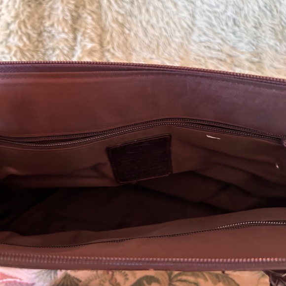 Brighten Vintage Extra Large Tote🌼 - Picture 5 of 9